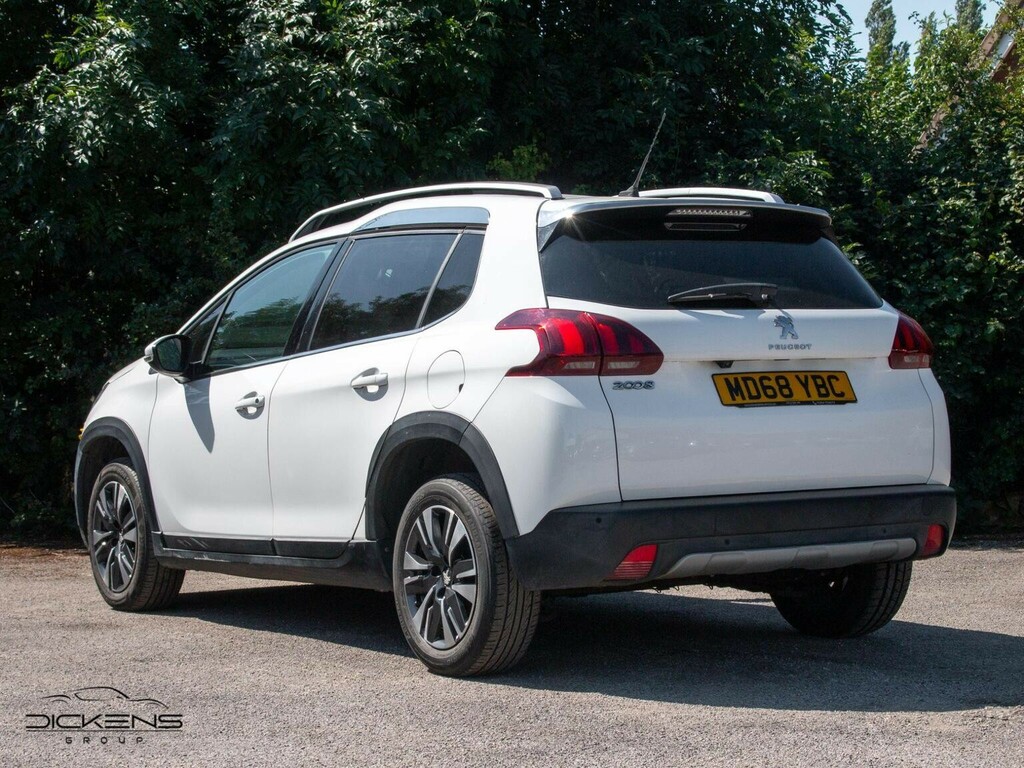 Peugeot 2008 Suv 1.2 Puretech Allure Premium Euro 6 Ss AR12COR White #4