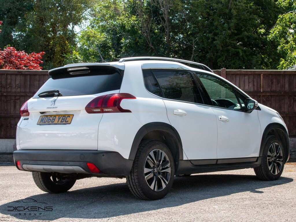 Peugeot 2008 Suv 1.2 Puretech Allure Premium Euro 6 Ss AR12COR White #6