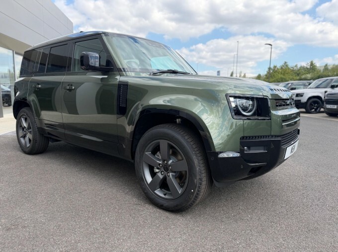 Land Rover Defender 110 D250 Mhev X-dynamic Se Euro 6 Green