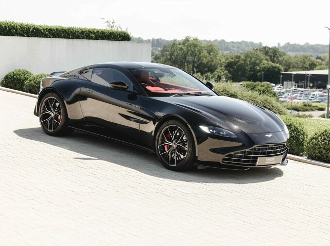 Aston Martin Vantage V8 Euro 6 Black