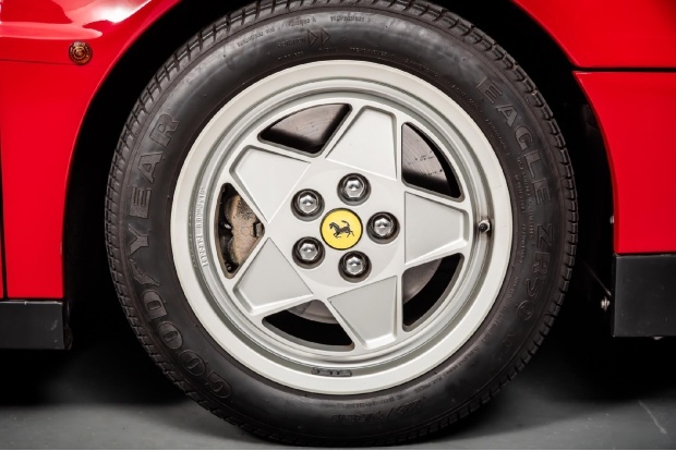 Ferrari Testarossa 2-Door  #24