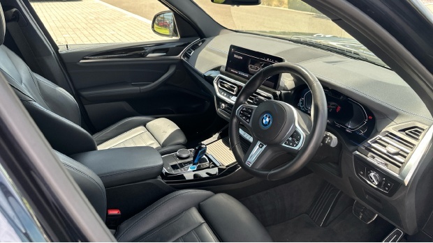 BMW iX3 80Kwh M Sport VE22CRZ Black #6