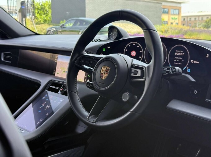 Porsche Taycan Performance 89Kwh 4S Sport Turismo 11Kw Charger WX74XKY Black #4