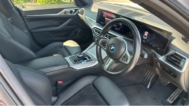 BMW i4 40 83.9Kwh M Sport Edrive AY23FSO White #6