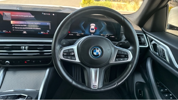 BMW i4 40 83.9Kwh M Sport Edrive AY23FSO White #5