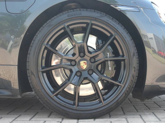 Porsche Taycan Performance Plus 93.4Kwh Gts Sport Turismo 11Kw C LC73YFU Grey #6