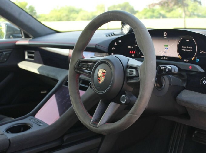Porsche Taycan Performance Plus 93.4Kwh Gts Sport Turismo 11Kw C LC73YFU Grey #5