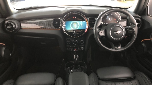 Mini Hatch Cooper Exclusive Steptronic Euro 6 EF72AFV Black #4