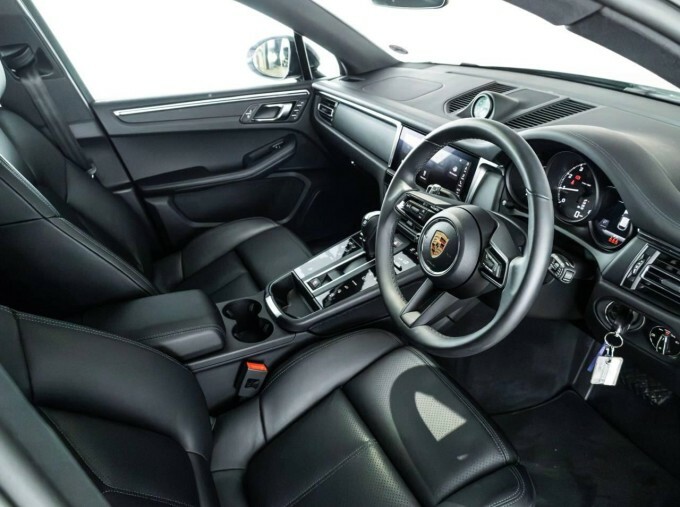 Porsche Macan Pdk Euro 6 Black #4
