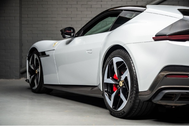 Ferrari 12CILINDRI 12 Cilindri Blue #31