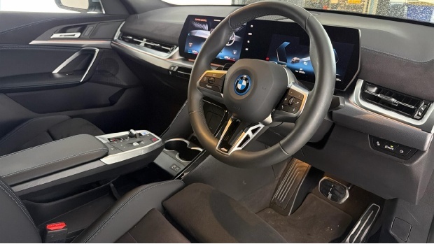 BMW iX2 20 66.5Kwh M Sport Edrive 5-Door 11Kw Charge Grey #6