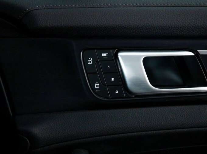 Porsche Panamera 4 Sport Turismo Platinum Edition Pdk Semi Silver #26