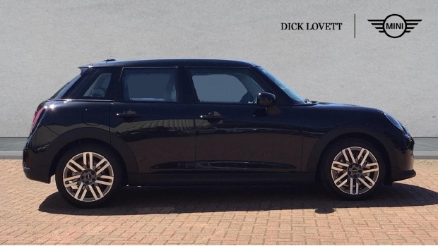Mini Hatch 1.5C Classic Steptronic Euro 6 RX26PWN Black #3