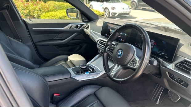 BMW i4 40 83.9Kwh M Sport Edrive RJ23BYO Grey #6
