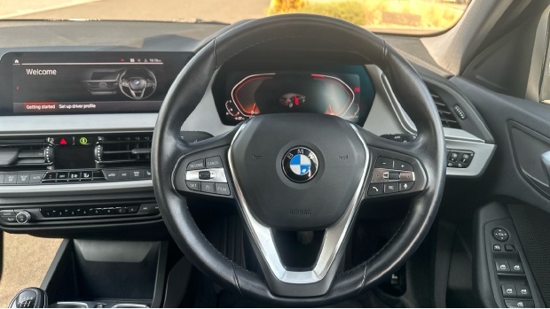 BMW 1 Series 118I Se Lcp Euro 6 MC72TFX Black #5