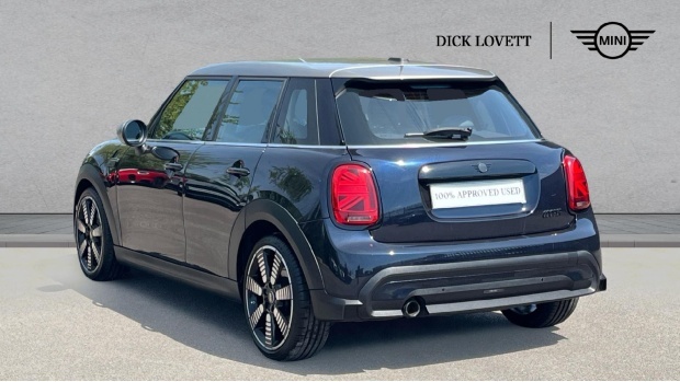 Mini Hatch Cooper Exclusive Steptronic Euro 6 YG21GLP Black #2