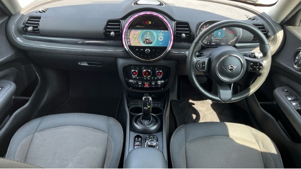 Mini Clubman Cooper Classic Steptronic Euro 6 6-Door Black #4