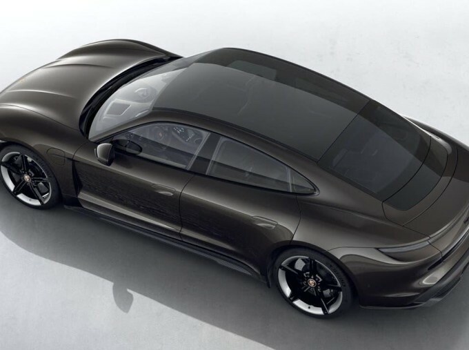Porsche Taycan Performance Plus 93.4Kwh Turbo S 4Wd 4-Door Grey #4