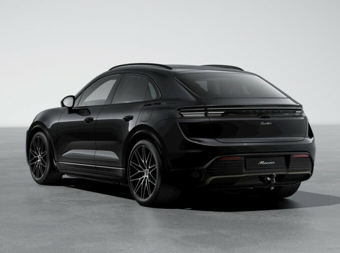 Porsche Macan Macan Four Wheel Drive Black #3