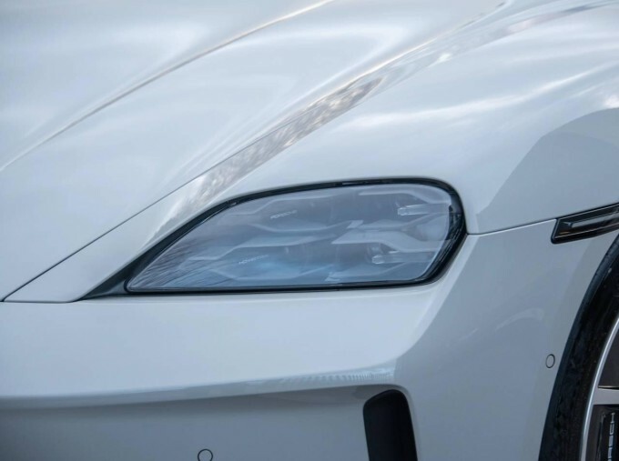 Porsche Taycan 320Kw 105Kwh Black Edition Rwd Grey #53