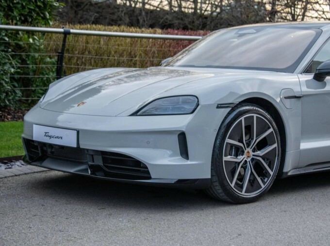 Porsche Taycan 320Kw 105Kwh Black Edition Rwd Grey #10