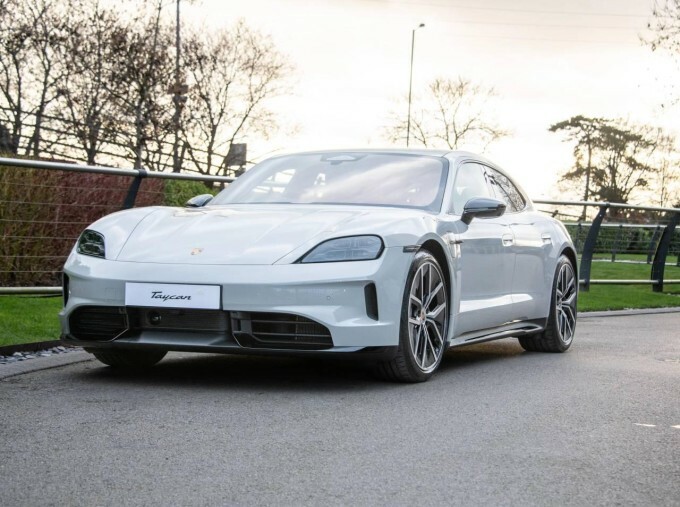 Porsche Taycan 320Kw 105Kwh Black Edition Rwd Grey #9