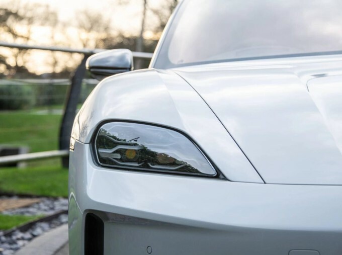 Porsche Taycan 320Kw 105Kwh Black Edition Rwd Grey #15
