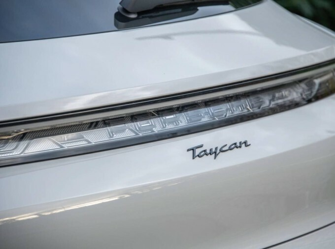 Porsche Taycan 320Kw 105Kwh Black Edition Rwd Grey #21