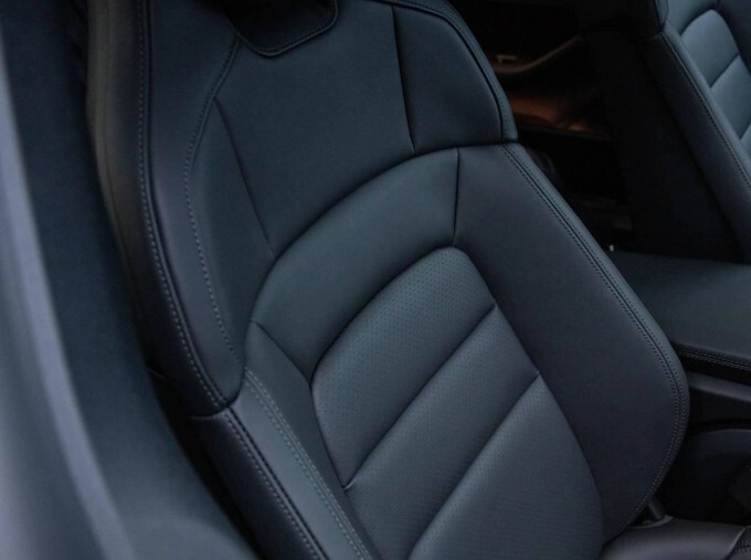 Porsche Taycan 320Kw 105Kwh Black Edition Rwd Grey #36