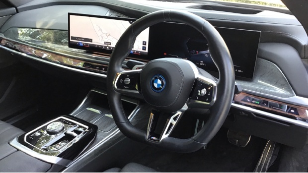 BMW i7 50 105.7Kwh M Sport Edrive Blue #6