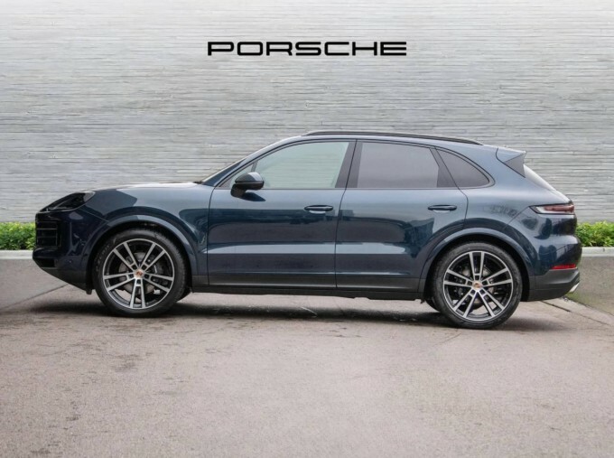 Porsche Cayenne 3.0T V6 Tiptronics 4Wd Euro 6 5-Door Blue #2