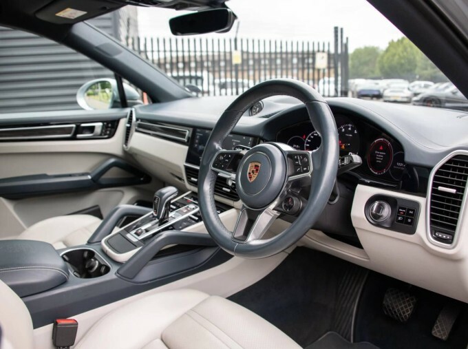Porsche Cayenne V6 Tiptronics Euro 6 VX69SOU Silver #4