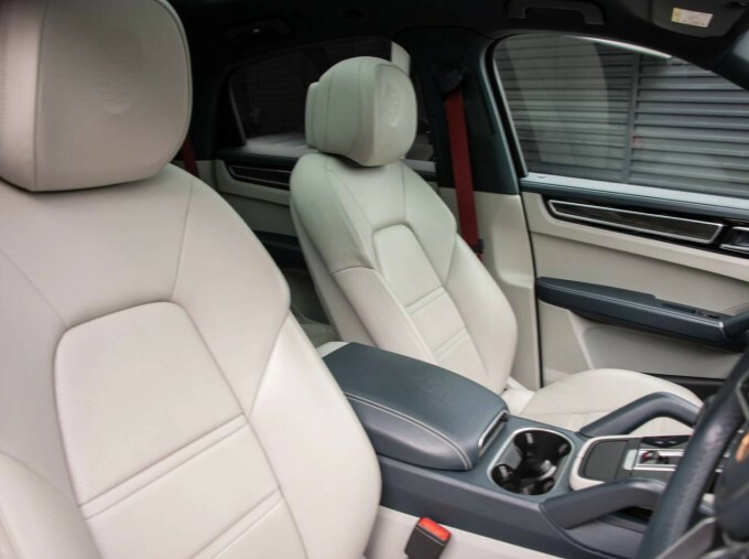 Porsche Cayenne V6 Tiptronics Euro 6 VX69SOU Silver #5