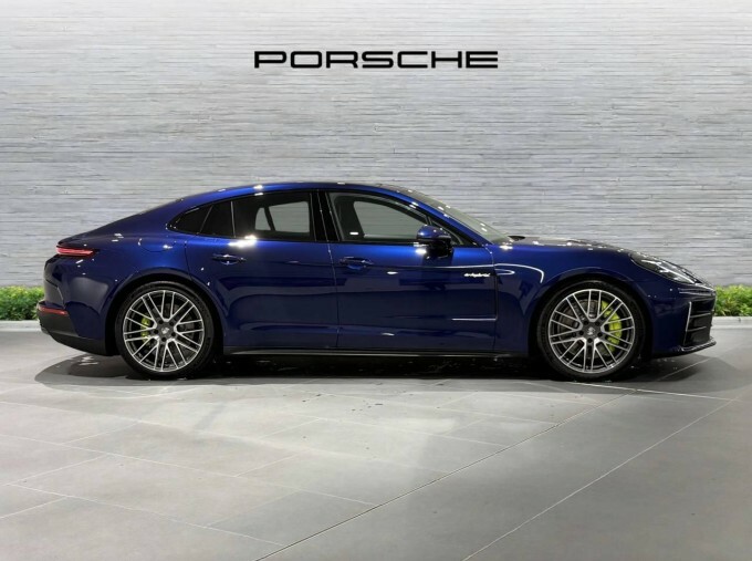 Porsche Panamera Panamera Limousine Unlisted Blue #3