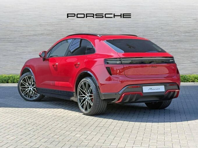 Porsche Macan 100Kwh Turbo Red #2