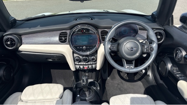 Mini Convertible 2.0 Cooper S Exclusive Steptronic Euro 6-Door White #4