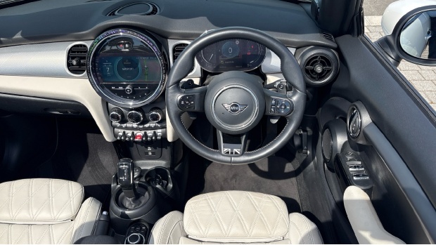 Mini Convertible 2.0 Cooper S Exclusive Steptronic Euro 6-Door White #5