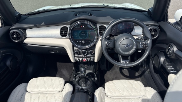 Mini Convertible 2.0 Cooper S Exclusive Steptronic Euro 6-Door White #4