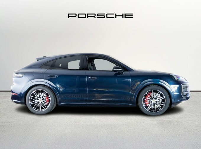 Porsche Cayenne V6 E-hybrid 25.9Kwh Black Edition Tiptronics Euro Blue #4