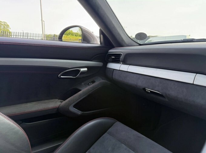 Porsche 911 3.8 991 Carrera S Convertible Pdk Euro Black #40