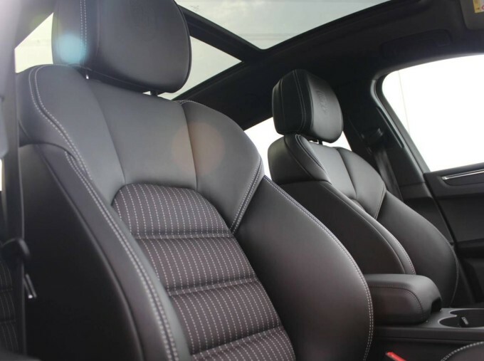 Porsche Macan 2.0T T Pdk 4Wd Euro 6 5-Door Black #5