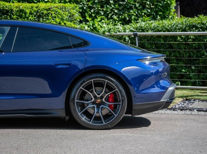 Porsche Taycan 320Kw 105Kwh Black Edition Rwd Grey #18