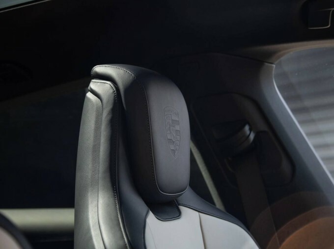 Porsche Taycan 320Kw 105Kwh Black Edition Rwd Grey #27
