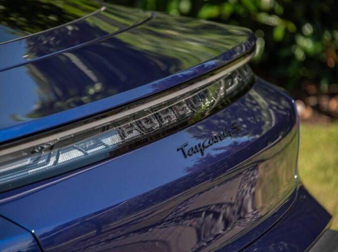 Porsche Taycan 320Kw 105Kwh Black Edition Rwd Grey #17