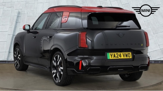 Mini Electric Se 66.5Kwh Sport All4 5-Door YA24VWO Black #2