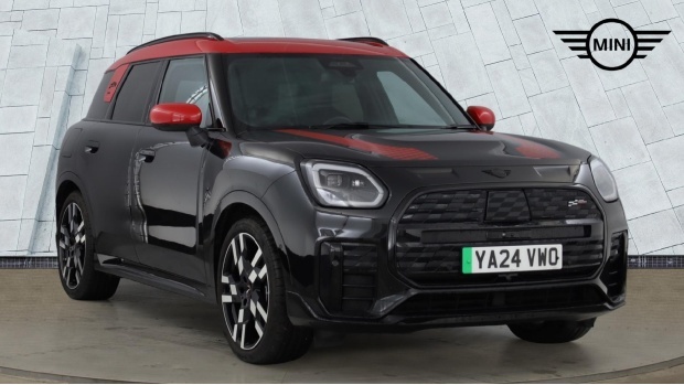 Mini Electric Se 66.5Kwh Sport All4 5-Door YA24VWO Black