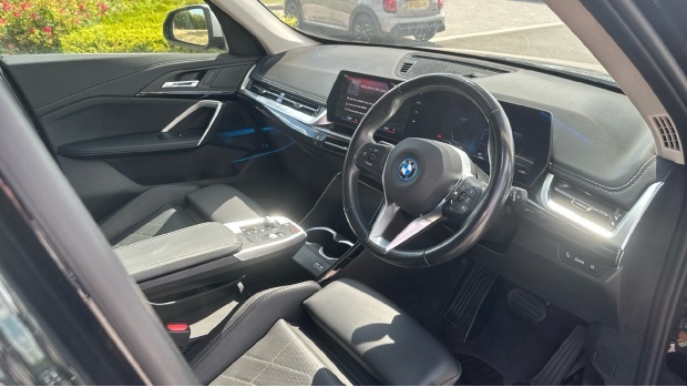 BMW iX1 30 66.5Kwh Xline Xdrive 11Kw Charger YO23RRV Black #6