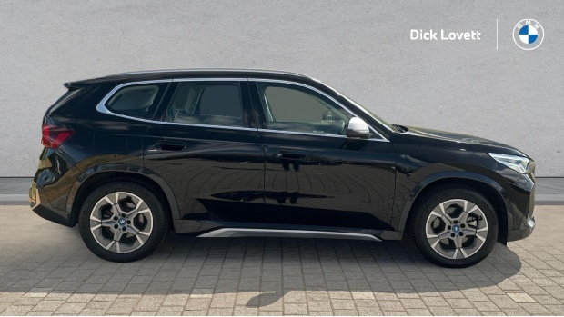 BMW iX1 30 66.5Kwh Xline Xdrive 11Kw Charger YO23RRV Black #3