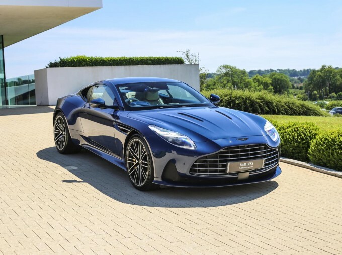 Aston Martin DB12 V8 Euro 6 Blue