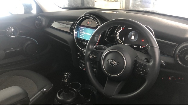 Mini Hatch Cooper Classic Steptronic Euro 6 WR73ETE Silver #6